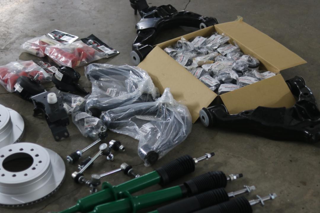 丰田霸道翻新全过程,丰田霸道全车整备翻新费用