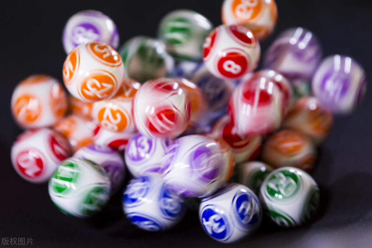 双色球机选模拟选号器原理,怎么利用随机数选双色球