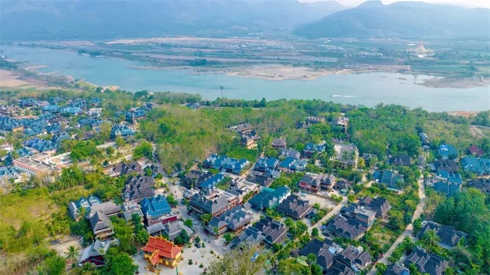 坐上动车去赴约，一起“水水水”吧！