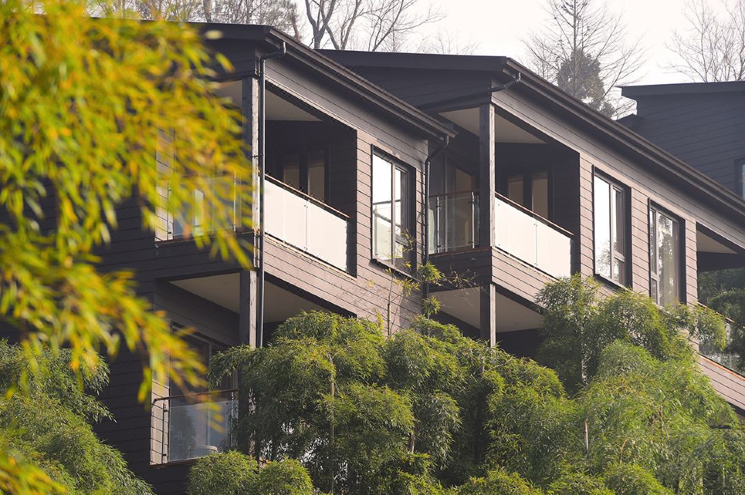 遇间播报|莫干山必睡六大美宿！看山看水看云看日出，优哉游哉~