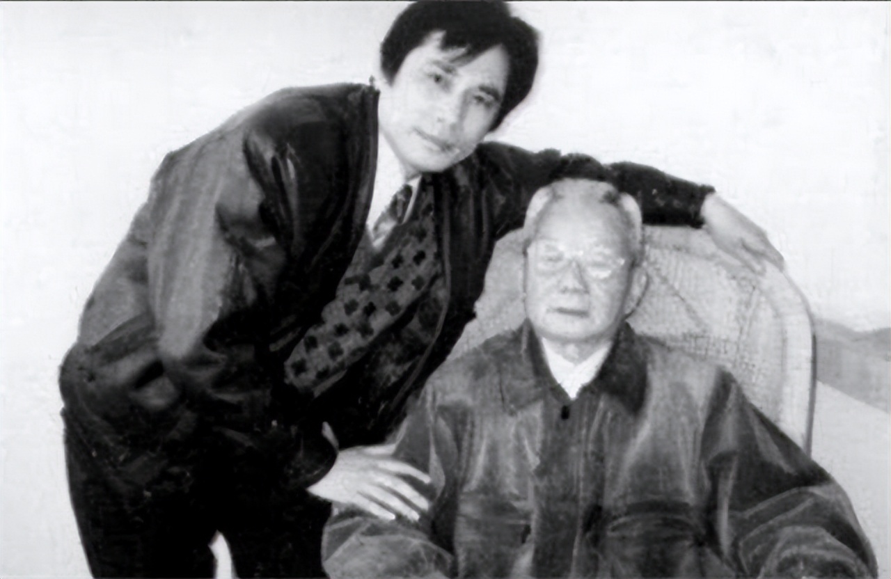 86年*伯承刘**逝世，*小平邓**看到治丧委员会名单大怒：怎么没有肖永银