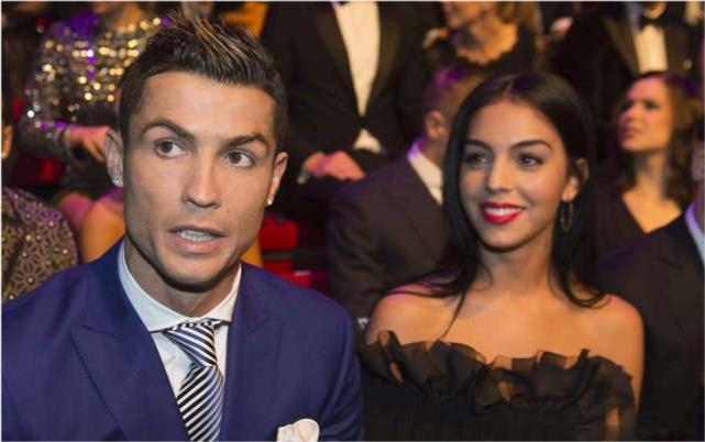 卡塔尔世界杯“一夜情”可能坐牢7年球迷:真是奇葩