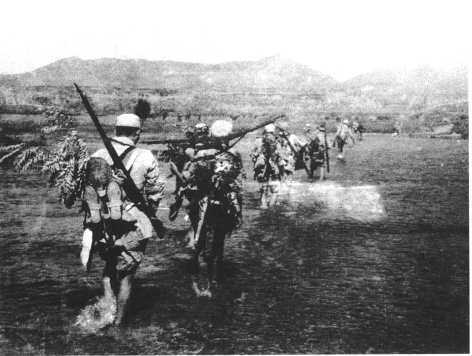 宋时轮在战前顶撞粟裕，毛*东泽**：立即撤职！粟裕为何不执行命令？