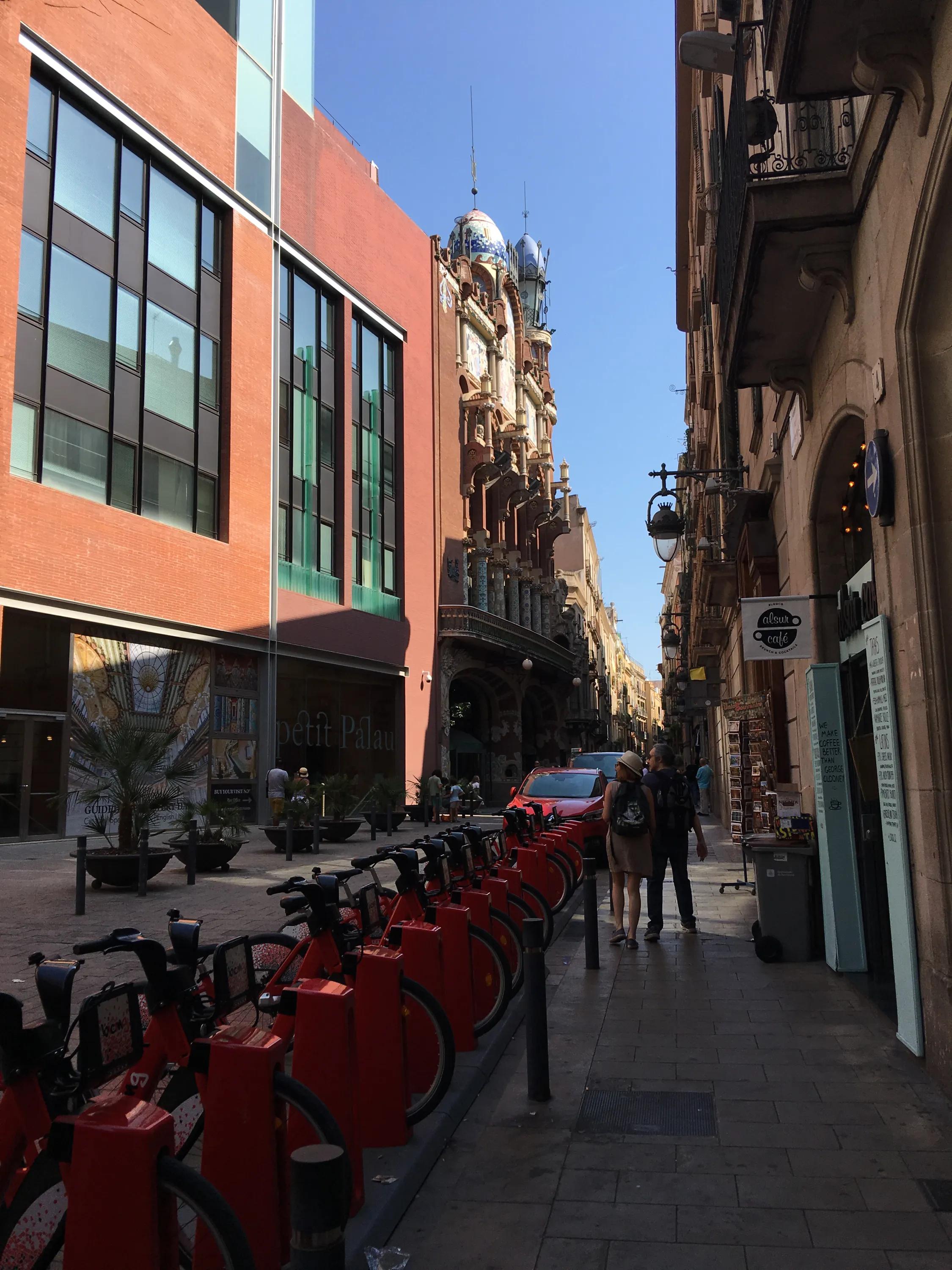 西班牙巴塞罗那全攻略,西班牙自由行马德里游攻略