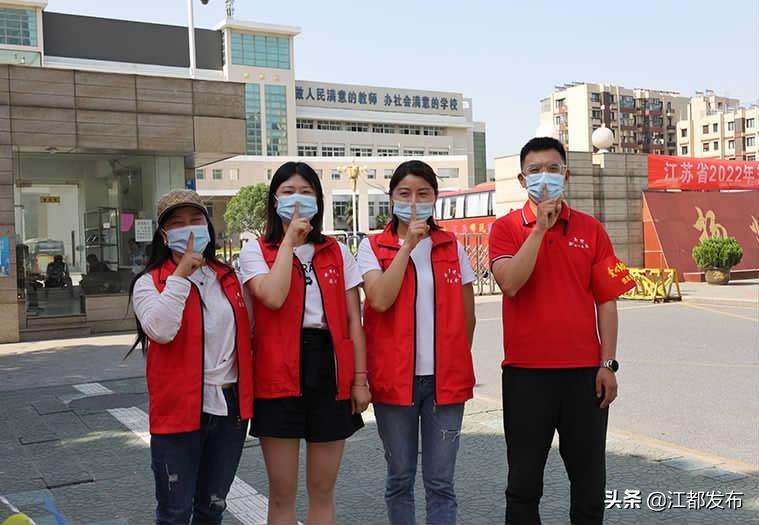 考场外的他们,考场是外地可以随时去考科四吗