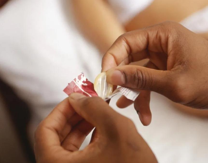 “安全套”上的油是什么？会对女性身体造成伤害吗？看完涨知识了