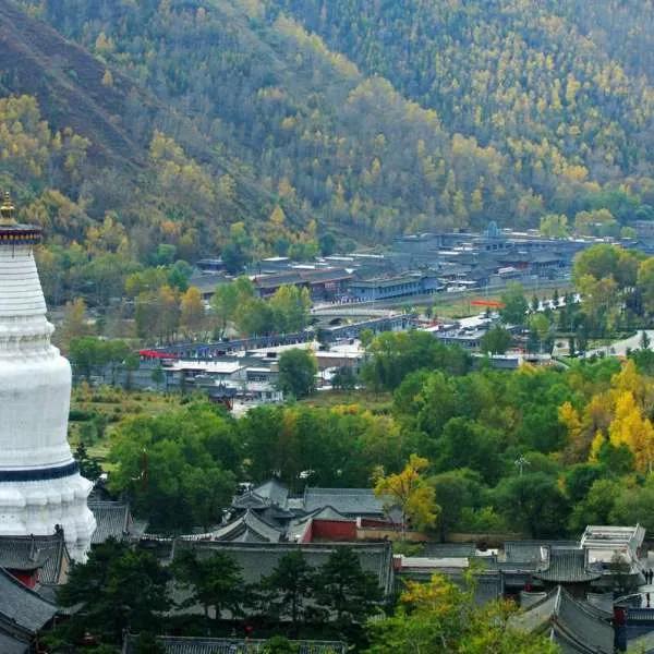 杭州西湖景点开放时间,杭州西湖一年四季景点