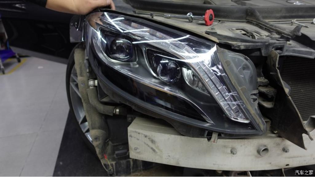 奔驰amggt63s升级先行版包围,奔驰amgc63改装外观