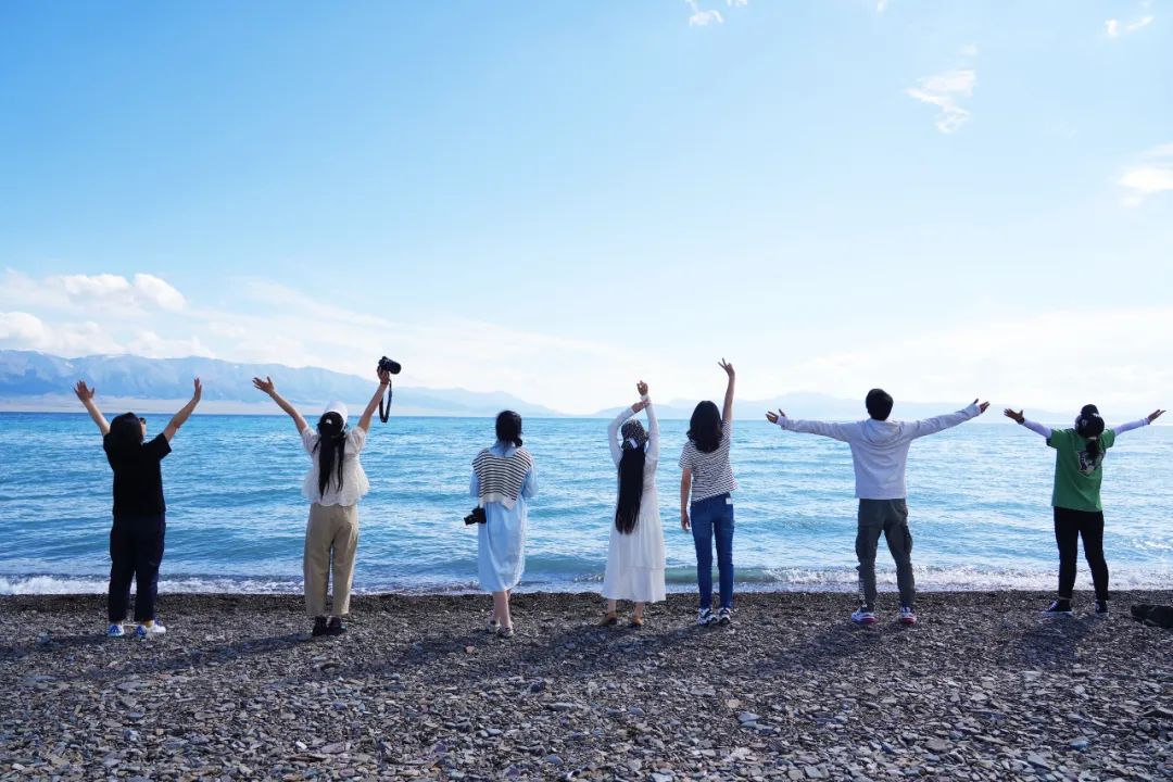 从伊犁出发的南北疆旅游攻略,火爆的新疆游