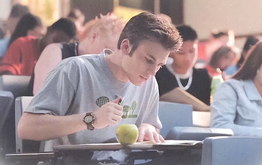 这一次莱恩·罗宾斯不再被原谅！其指导的《超完美夺分》评分仅5.7