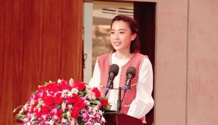 甘比和李嘉欣谁有心机,李嘉欣谈甘比完整视频