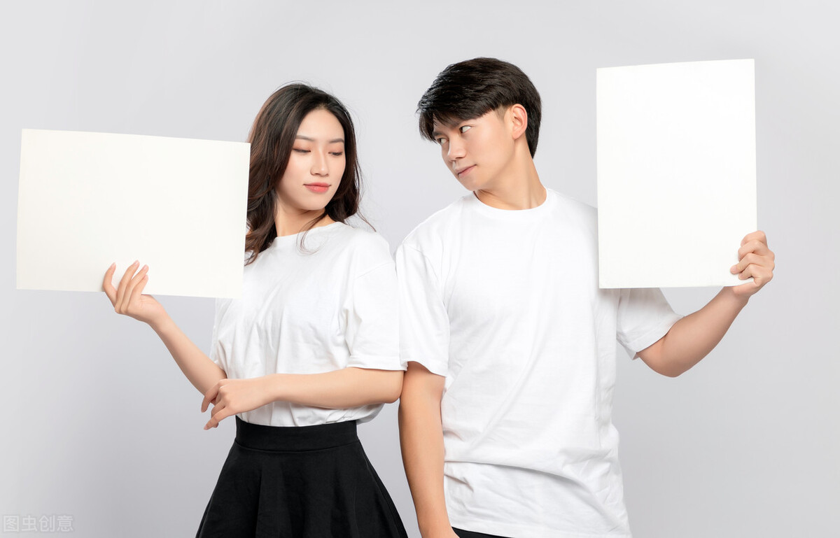 像矿泉水一样硬,像矿泉水一样包装的洋酒