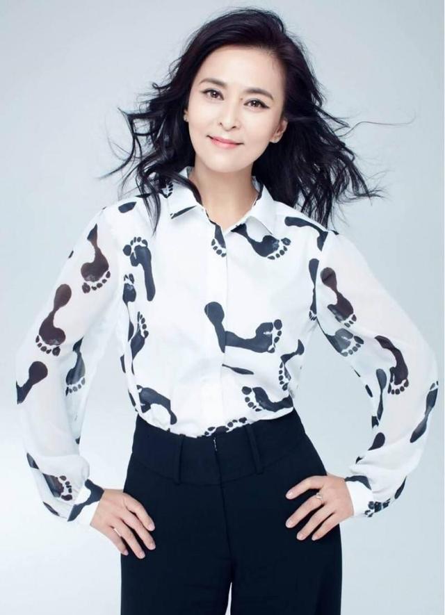 黄志忠和何音离婚后悔吗,黄志忠与何音走进了婚姻