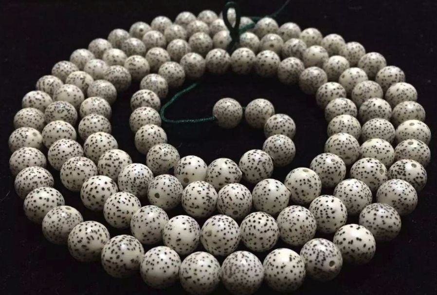 星月放久了会变色么,星月水煮后盘玩还能变色吗