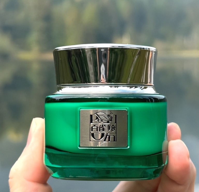 55岁阿姨都在用的抗皱面霜,适合妈妈用的抗皱面霜老爸评测