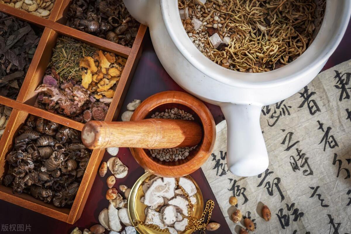 扁桃体总是发炎中医最有效的方法,中医扁桃体发炎喉咙肿痛怎么办