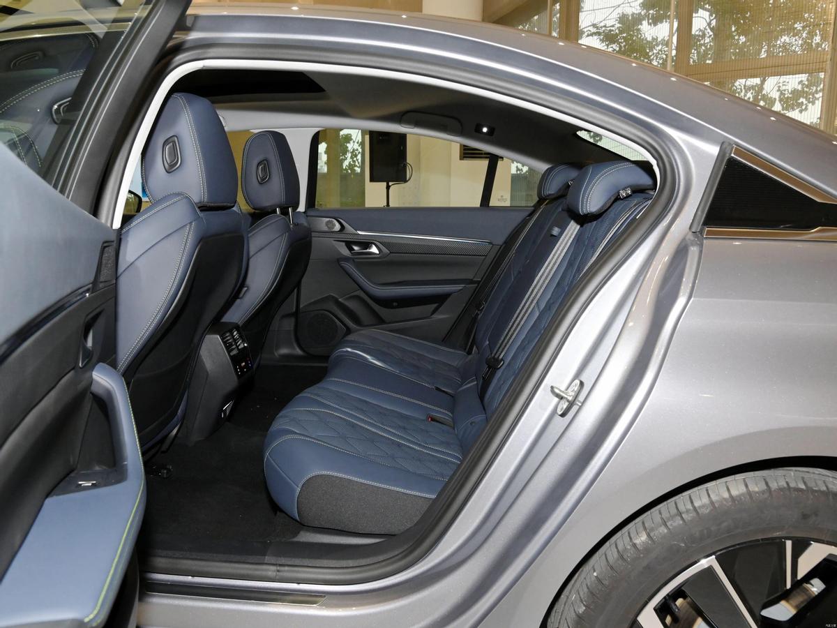 雅阁标致508,与海外设计同步新款标致508申报图