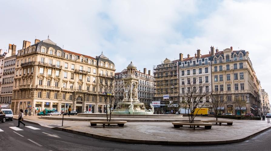 克里斯蒂娜德皮桑主要作品,克里斯蒂娜德皮桑的图片