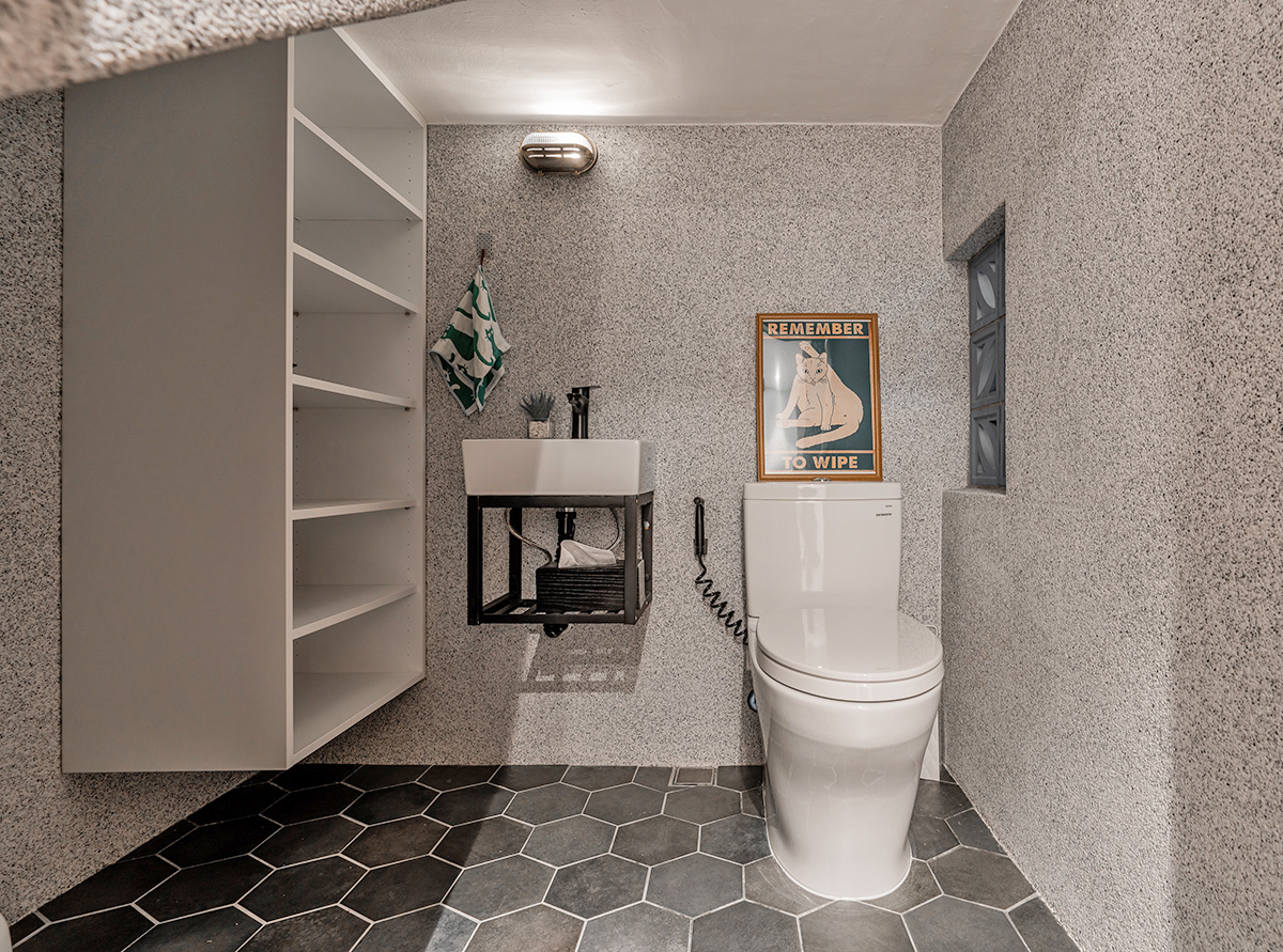 挑高两层小房间设计,40平米两层简约独立屋