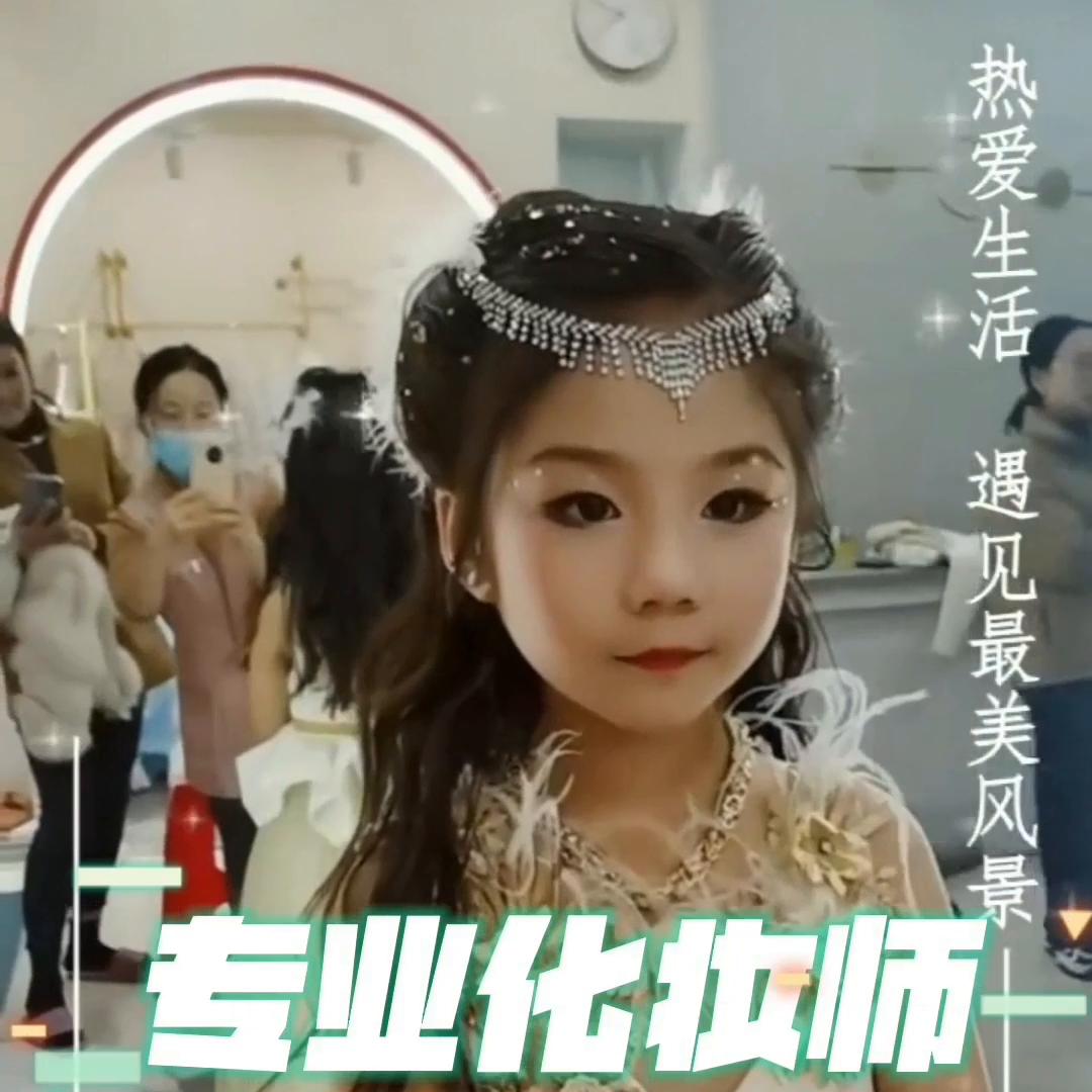 自拍照相馆商业模式,智能照相馆加盟