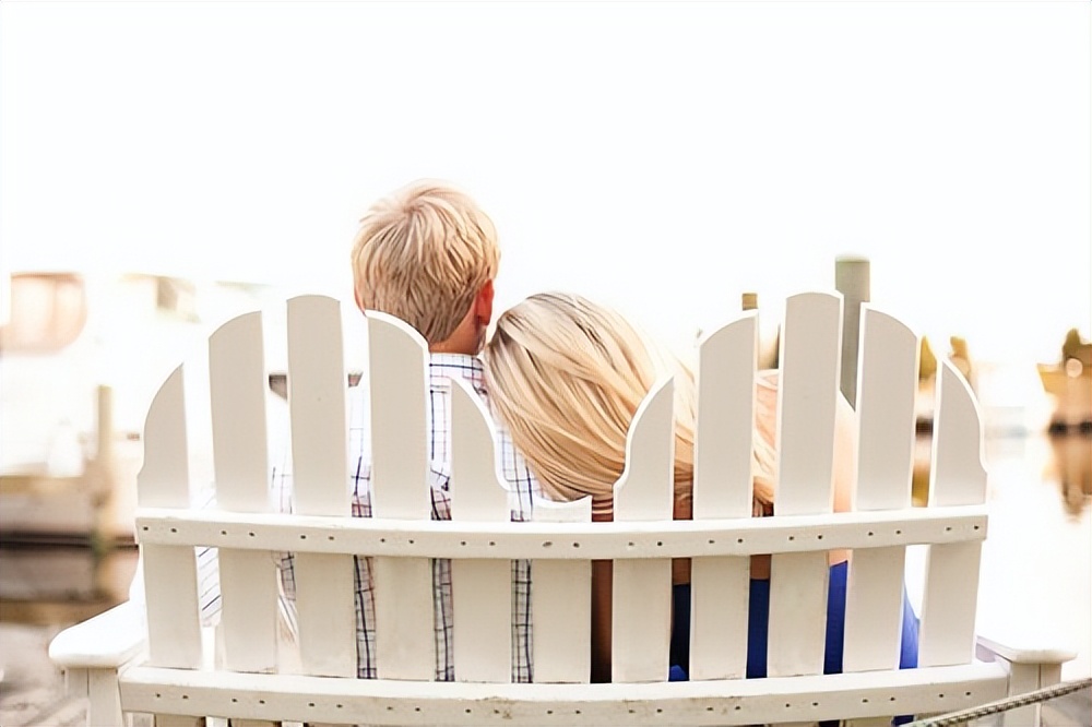 两性之间的爱情说说,很有深意的爱情说说大全