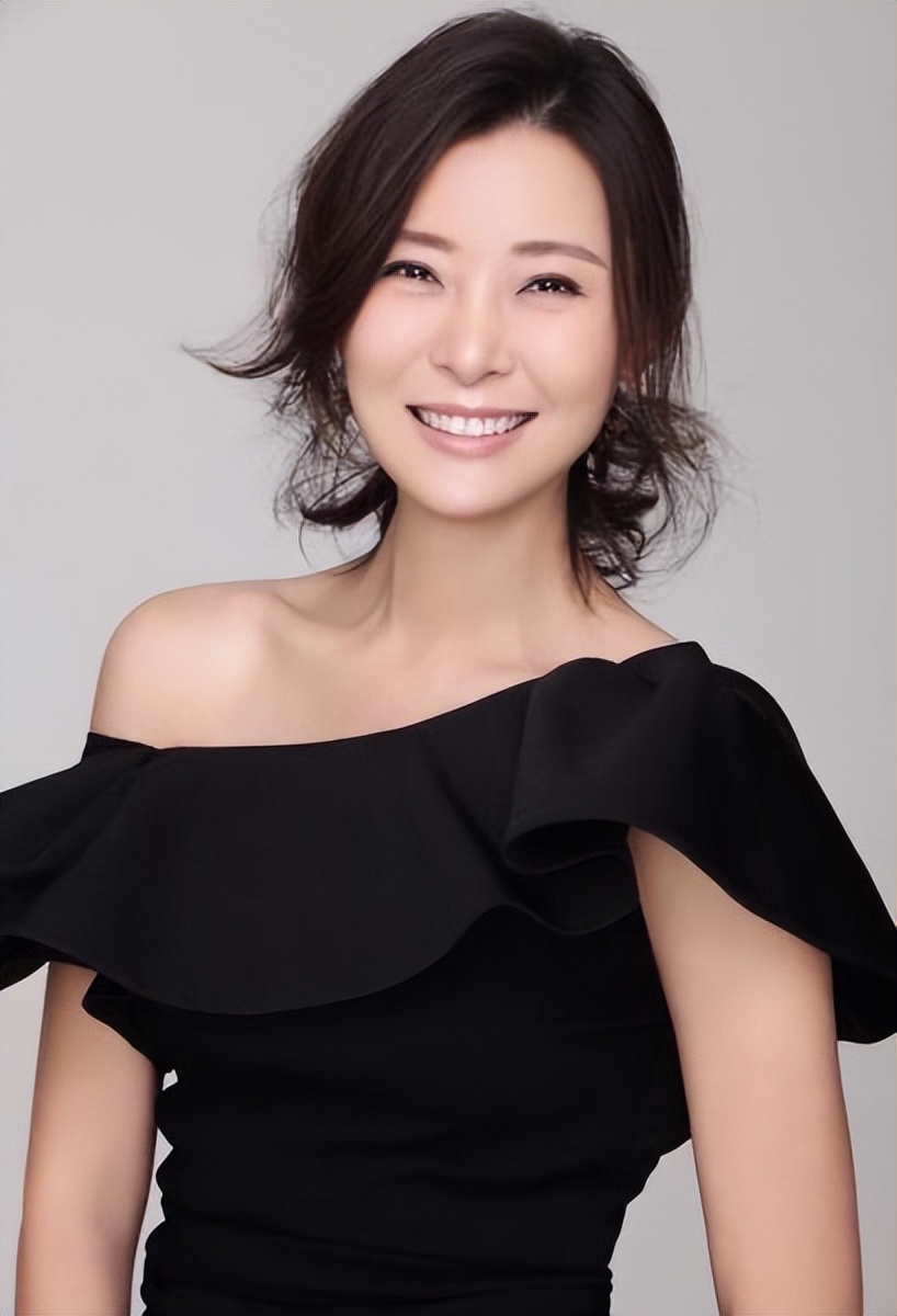 娱乐圈10位大龄中年女星现状,至今未婚的5位内地大龄女星