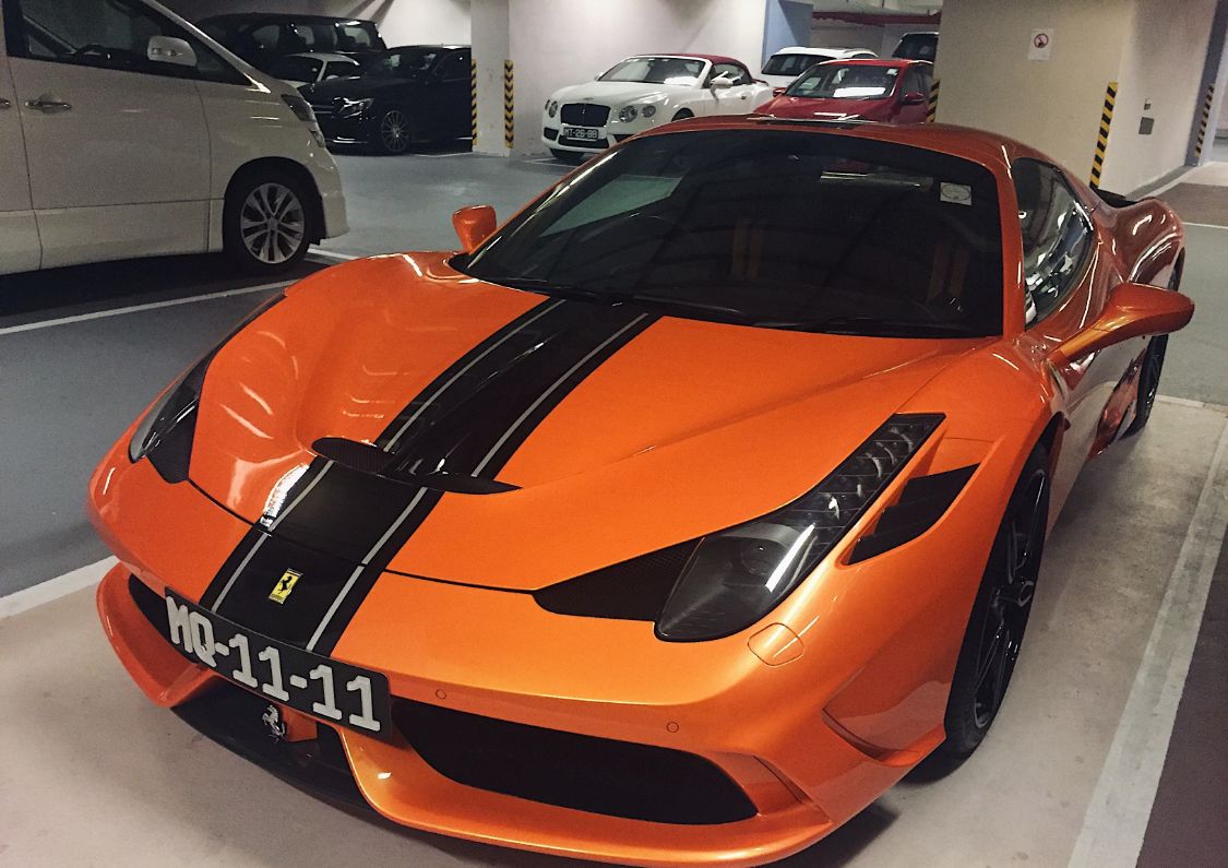 澳门大佬洗米华栽了，身价百亿，豪车多辆，车牌都是连号