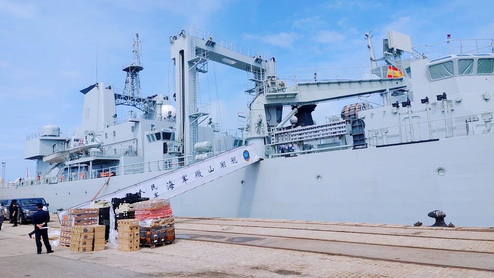 中国海军到访菲律宾,美国海军参观中国海军