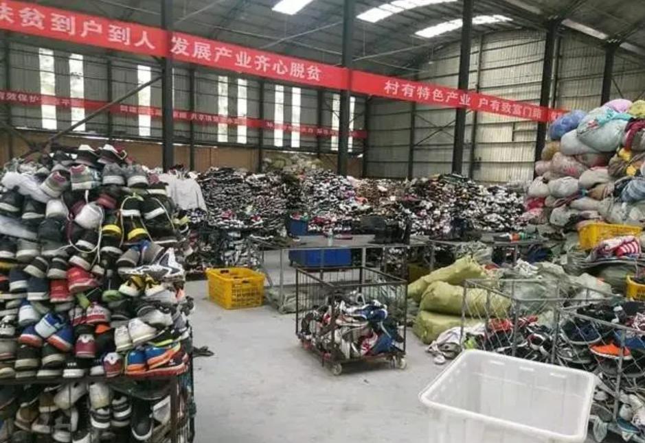 90后女生创业收破烂,95后女生收破烂月入过万原视频