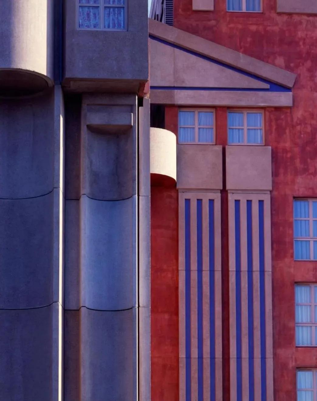 西班牙鬼才建筑师的梦幻世界,西班牙鬼才