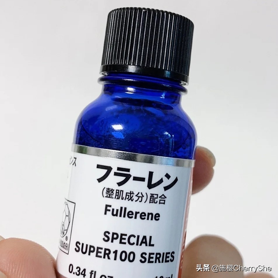 雅顿抗老精华和修丽可哪个好,修丽可和雅顿精华