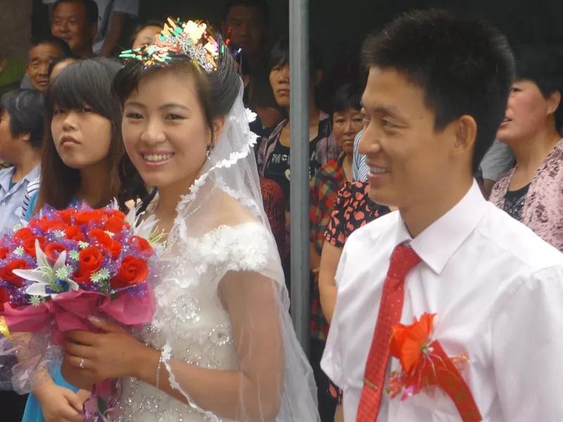 结婚纪念日同舟共济五周年,结婚纪念日风雨同舟19载