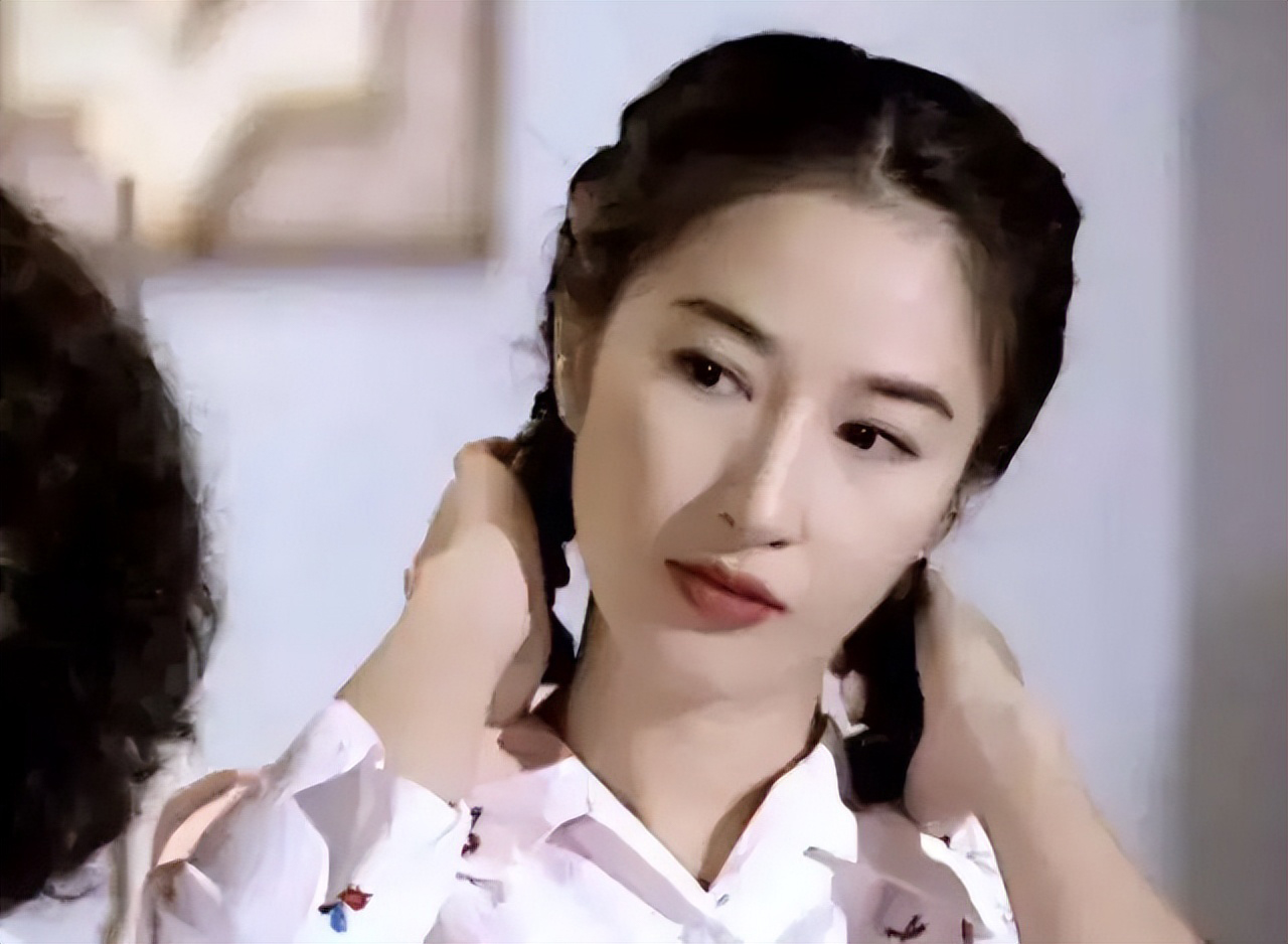 荷姐时尚女装,荷姐近期发表的作品