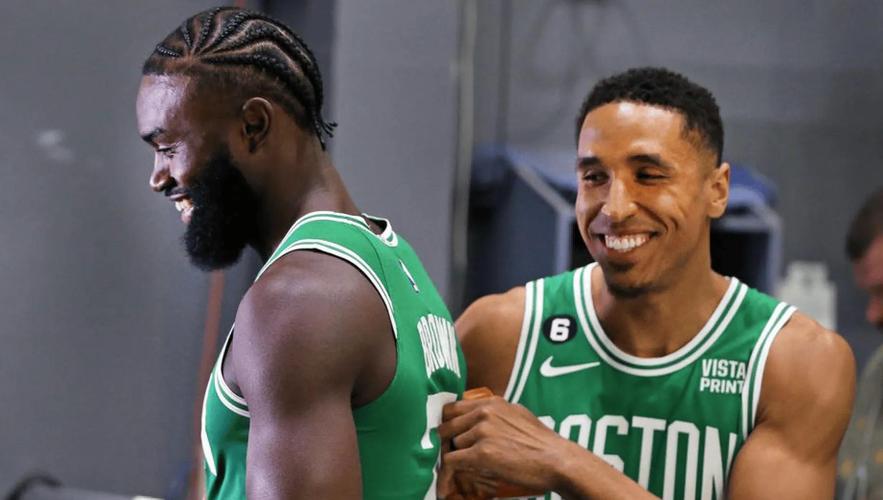 绿军开拓者4换1交易霍勒迪,绿军交易塔图姆