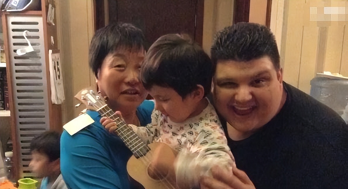 女孩不顾父母反对嫁给63岁的大叔,一个女孩不顾父母反对嫁给穷男人