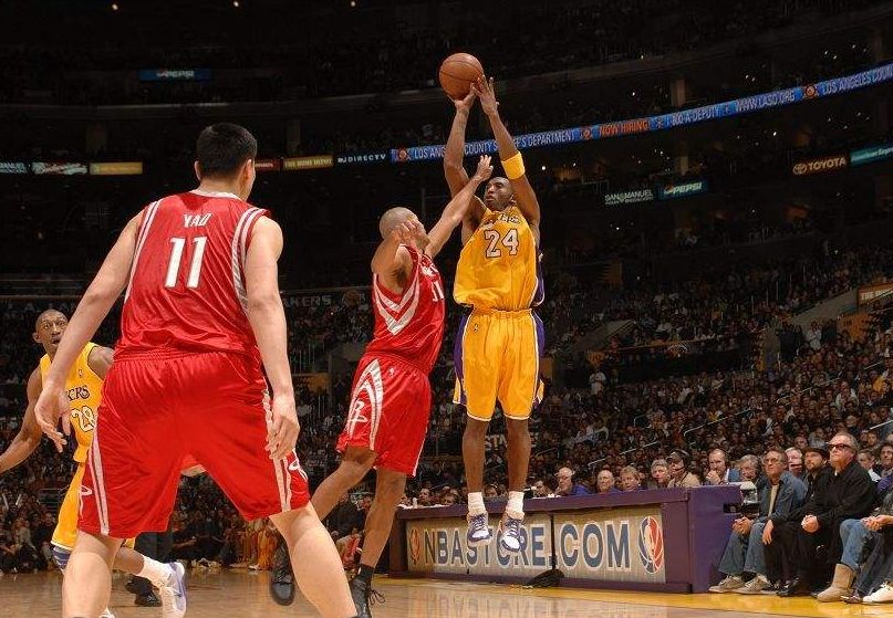 阿泰斯特和詹姆斯肉搏,阿泰斯特零封詹姆斯