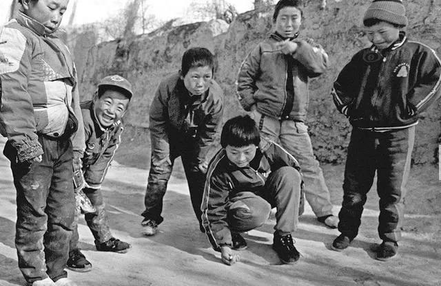 70年代童年回忆玩什么,有谁记得70后童年玩过的东西