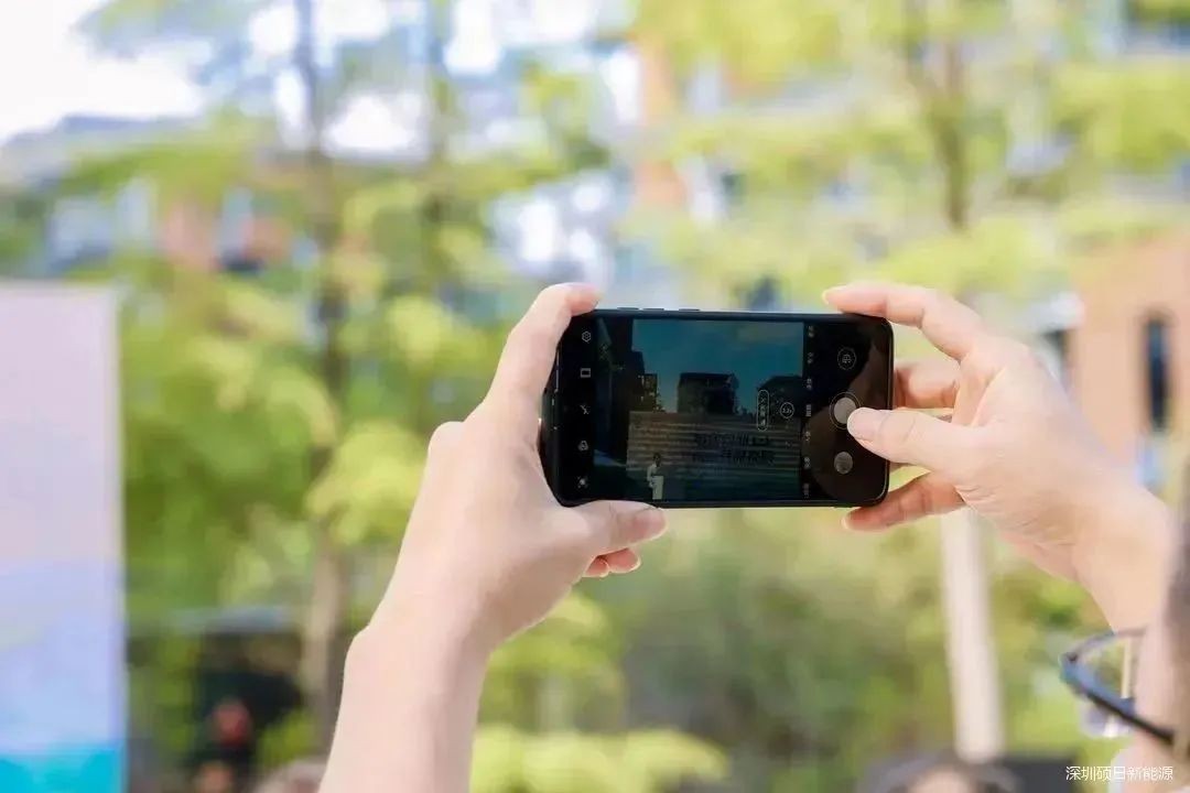 喜报恭喜公司拿到荣誉证书,企业荣誉喜报