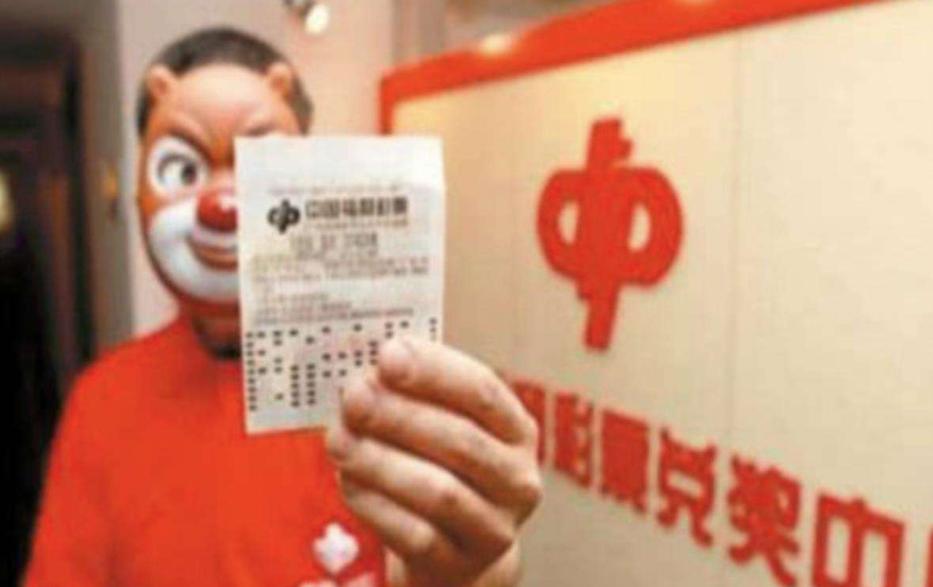 买两块钱的彩票能中500万吗,两块钱的彩票彩票店能赚多少