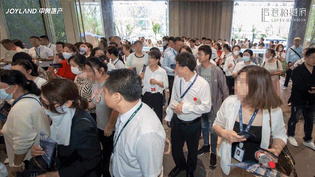 被学校包围了,被学校围绕的小区