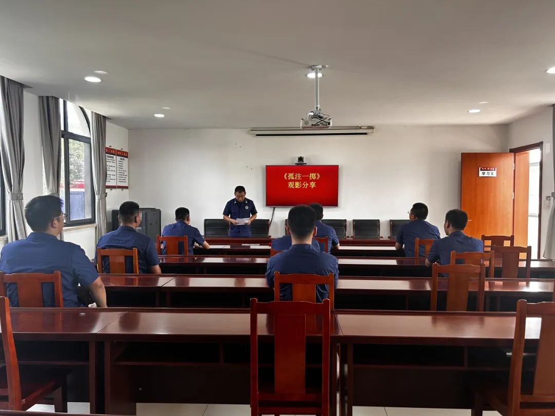 反诈宣传进社区警民共筑防骗墙,反诈宣传进社区筑牢安全防护墙