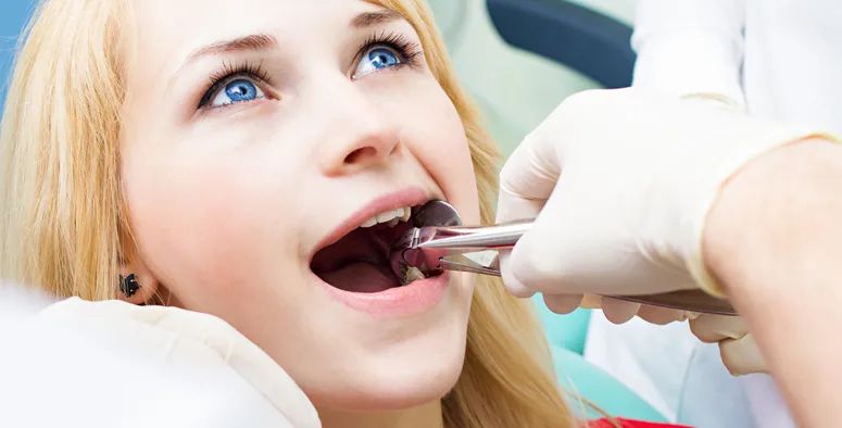 拔牙后脸肿涂什么消肿,小孩拔牙后脸肿怎么办