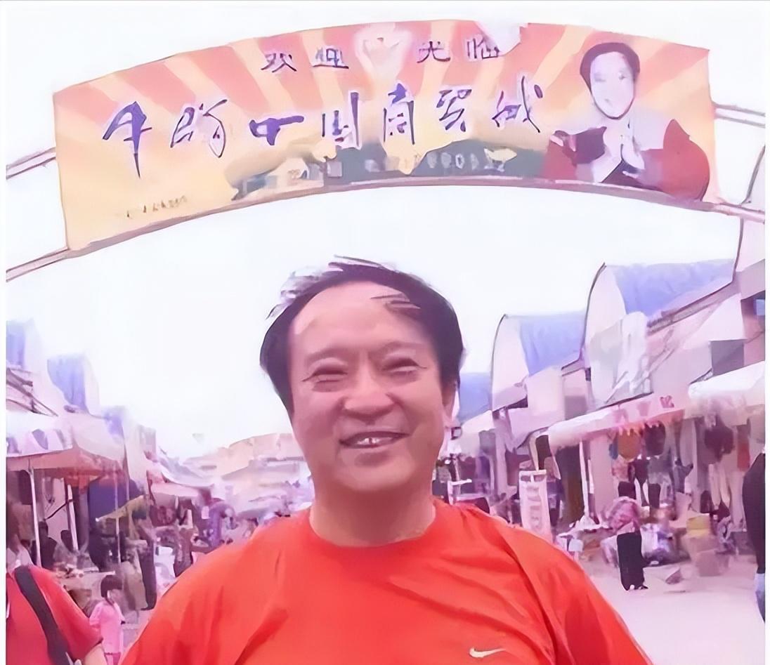 牛群哪一年离开冯巩的,73岁牛群现状