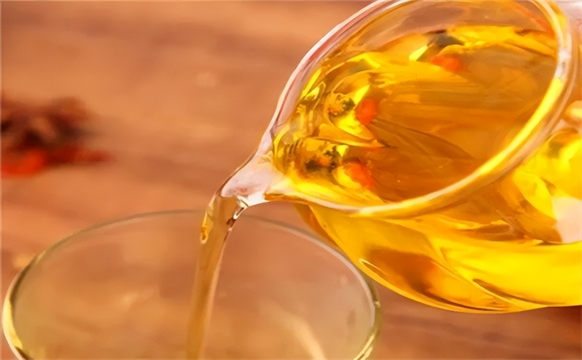 买食用油挑选高油酸还是低芥酸,选购食用油注意什么