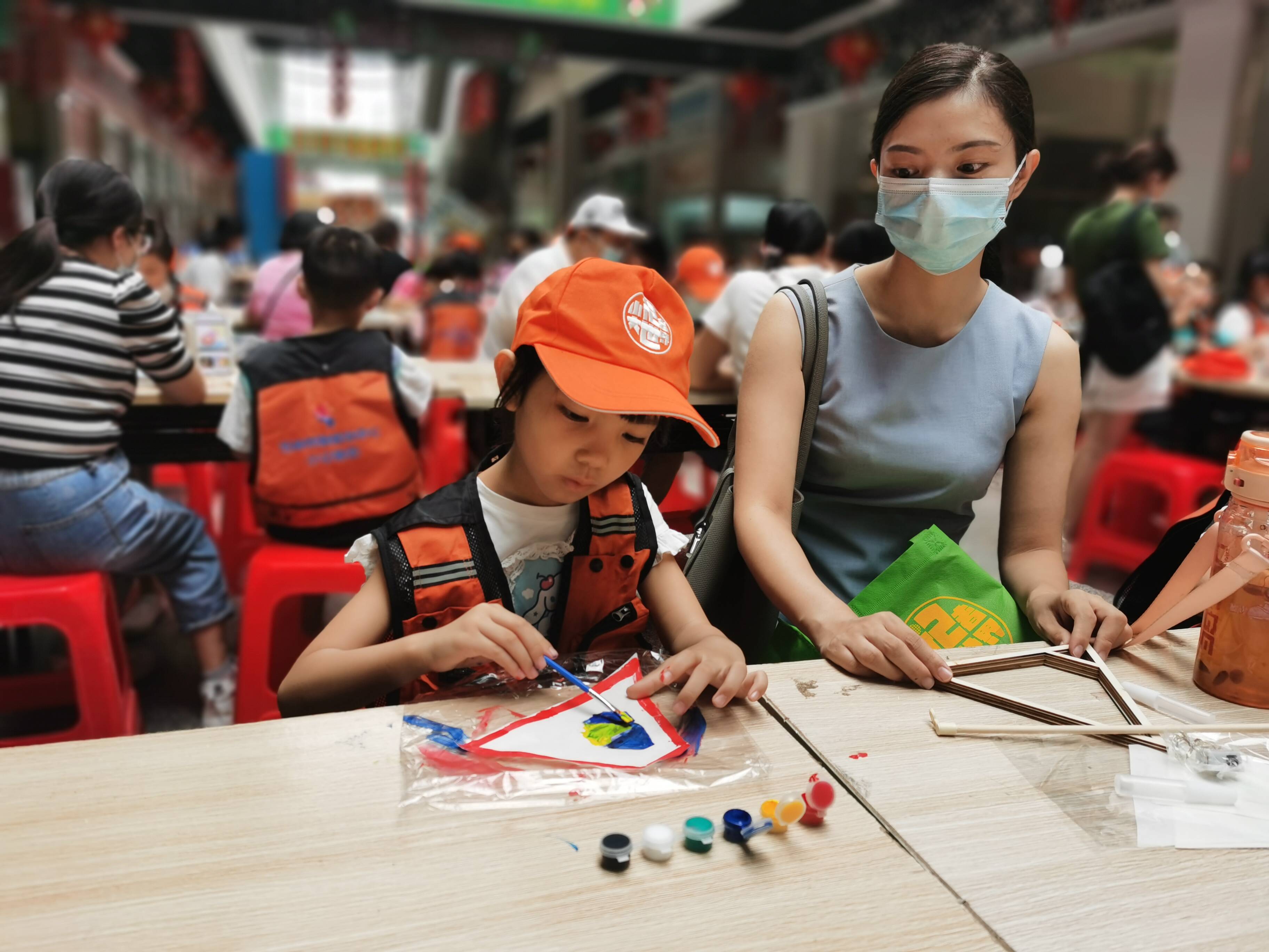 巧手制灯笼浓浓中秋,小记者寻找年味活动设计方案