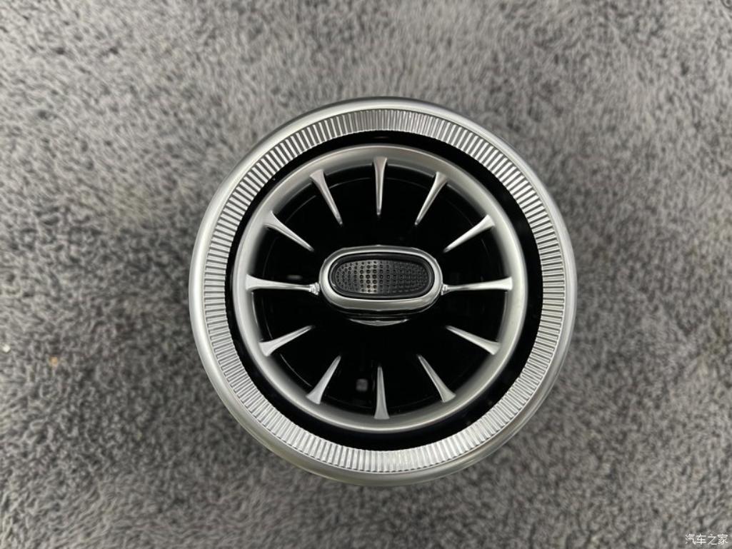 奔驰c43amgcoupe内饰改装,奔驰c43旅行版改装大包围