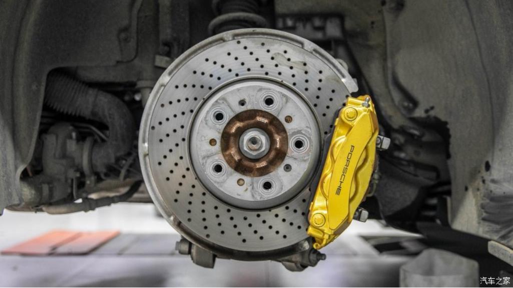 砂金石绿保时捷911改装,2016保时捷911改装黄色