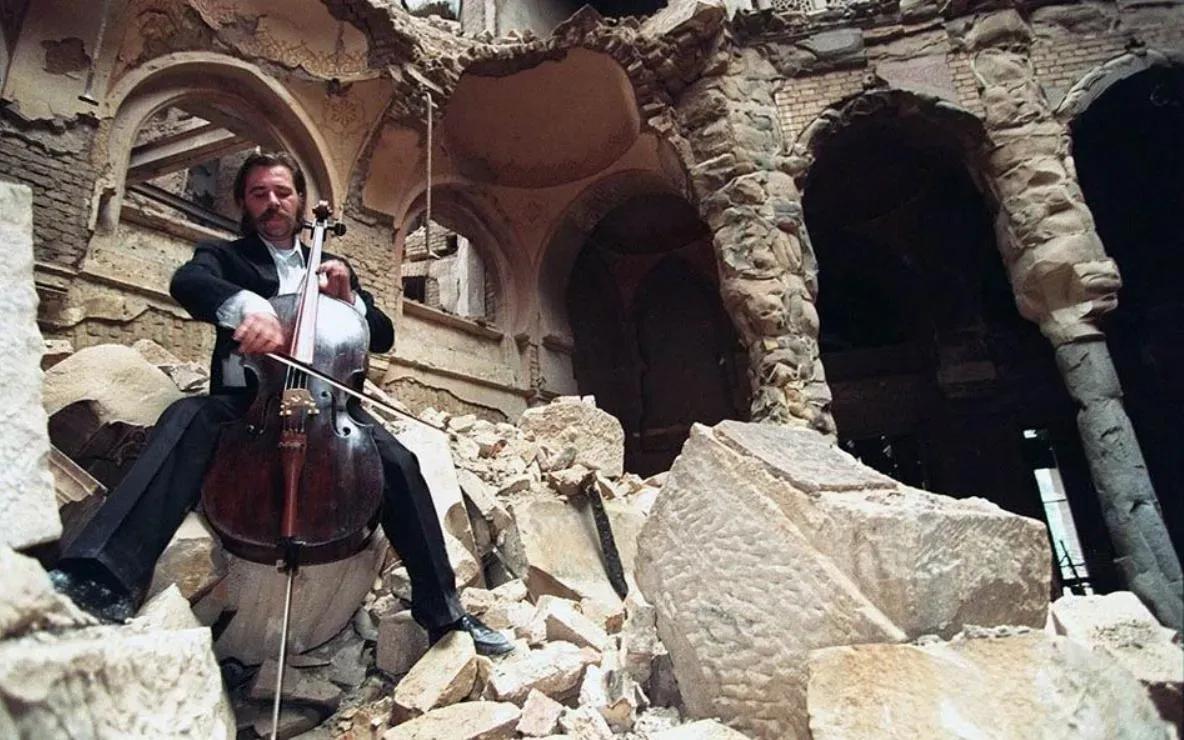 现代战争残酷的事实,普通人在现代战争中如何活下来