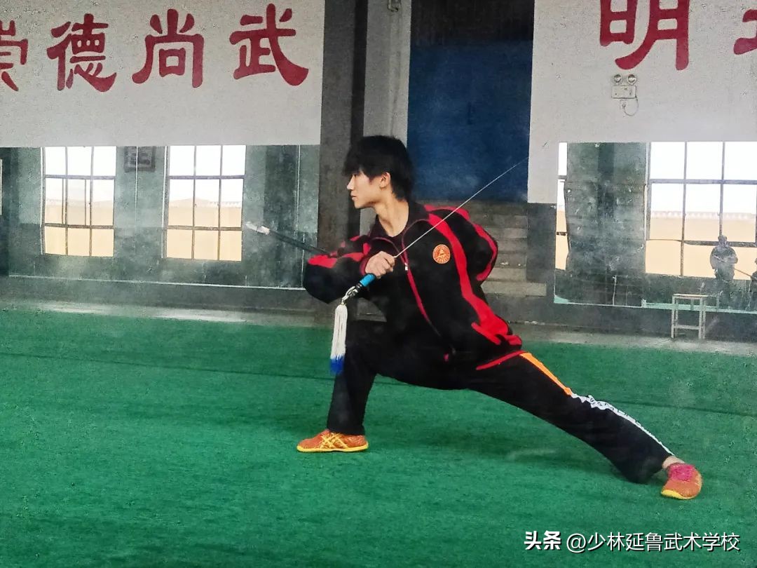 延鲁武校上完高中可以上大学吗,延鲁武校高三学生多少分能进大专