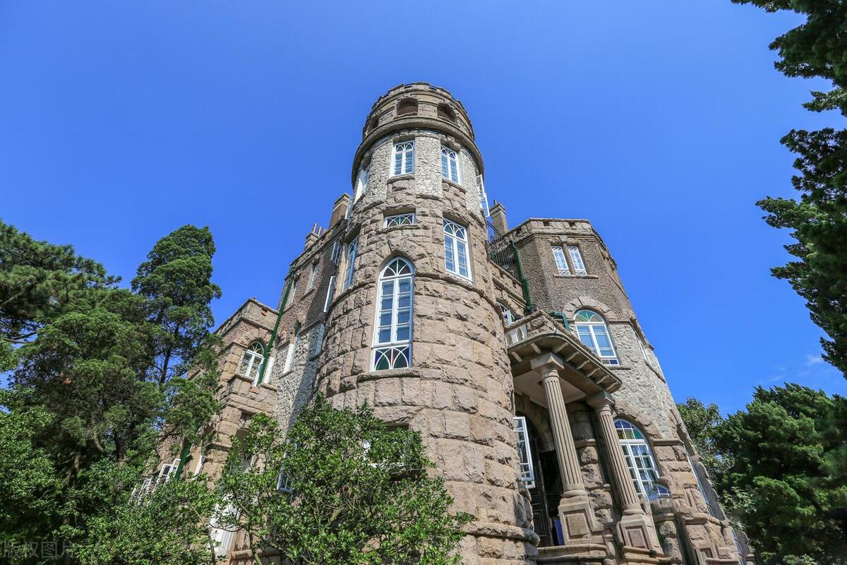 青岛十大最坑景点排名,青岛最值得去的10个景点